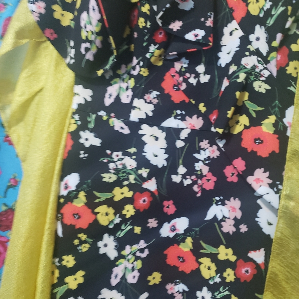 Dress - Picture 7 of 10